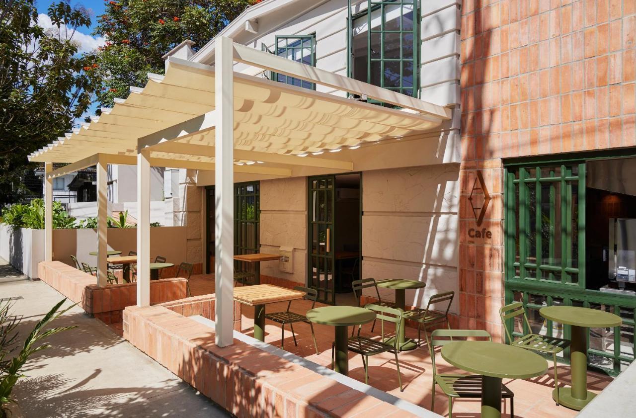 Antipoda Hotel Boutique 메딜린 외부 사진