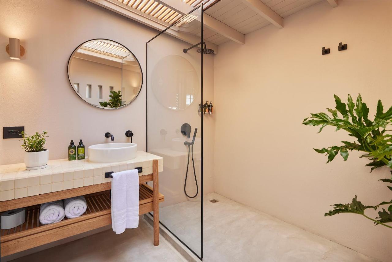 Antipoda Hotel Boutique 메딜린 외부 사진