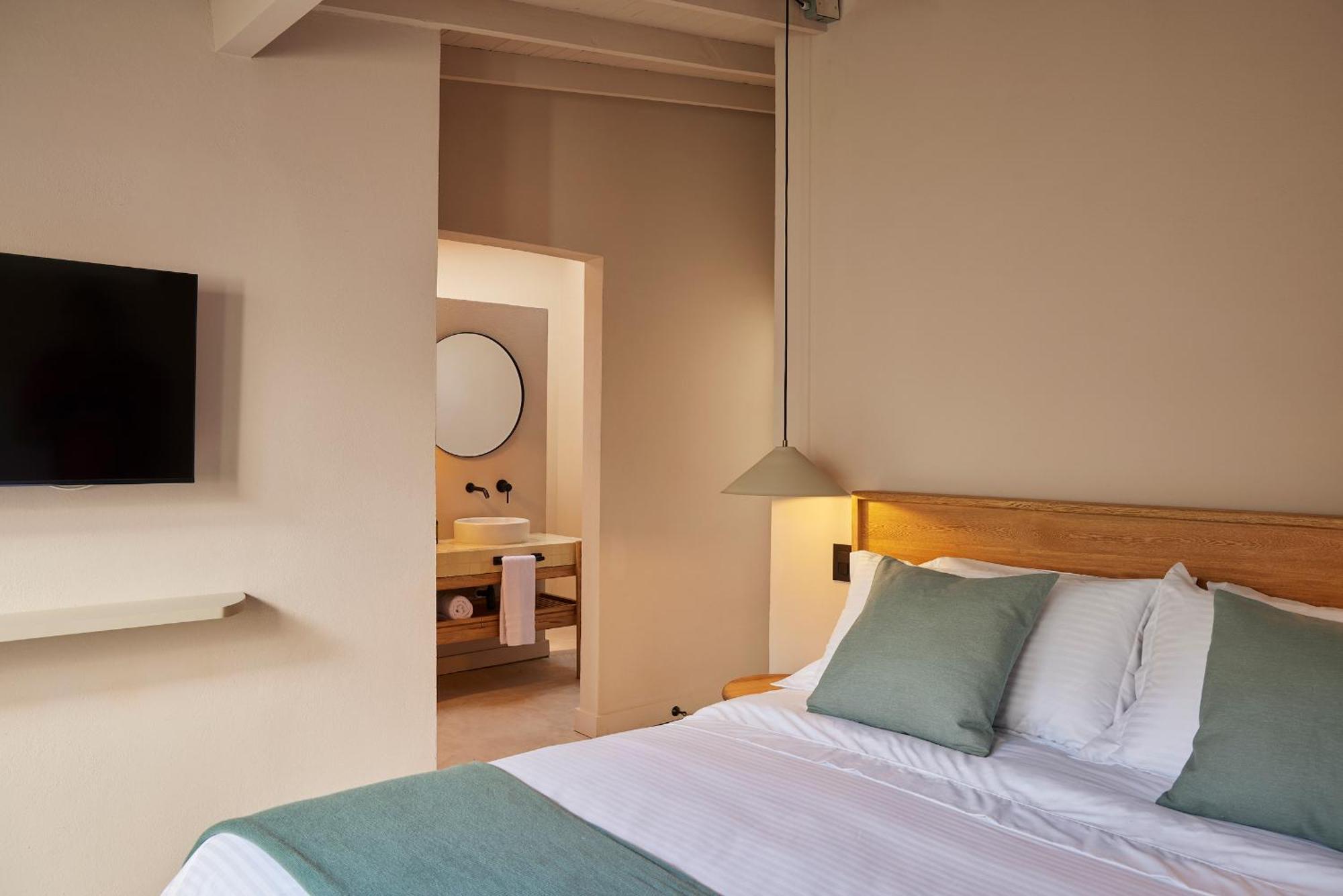 Antipoda Hotel Boutique 메딜린 외부 사진