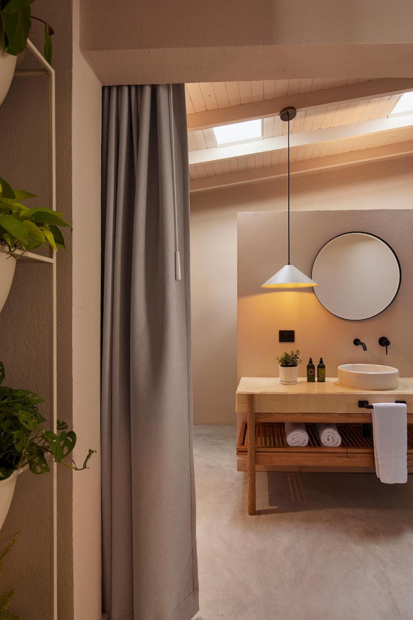Antipoda Hotel Boutique 메딜린 외부 사진